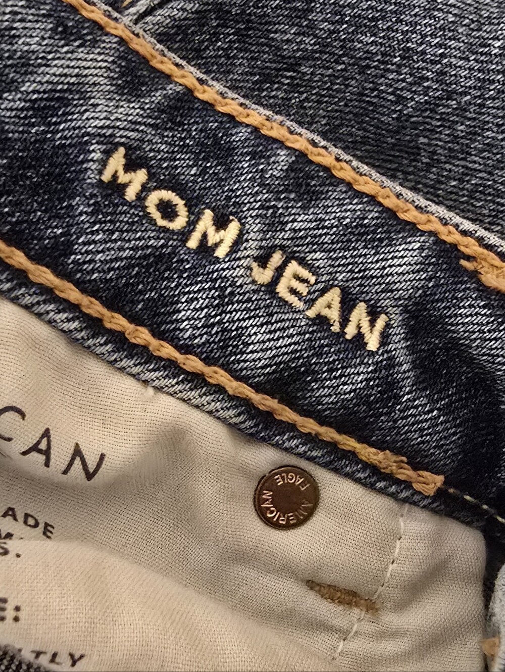 American Eagle AEO Dark Wash Distressed Hem Mom Jeans 12L - Picture 5 of 11